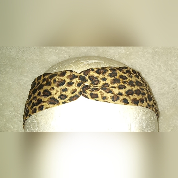 Cheetah Turban Headband - Picture 1 of 3